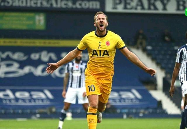 门将试图控 门将试图控